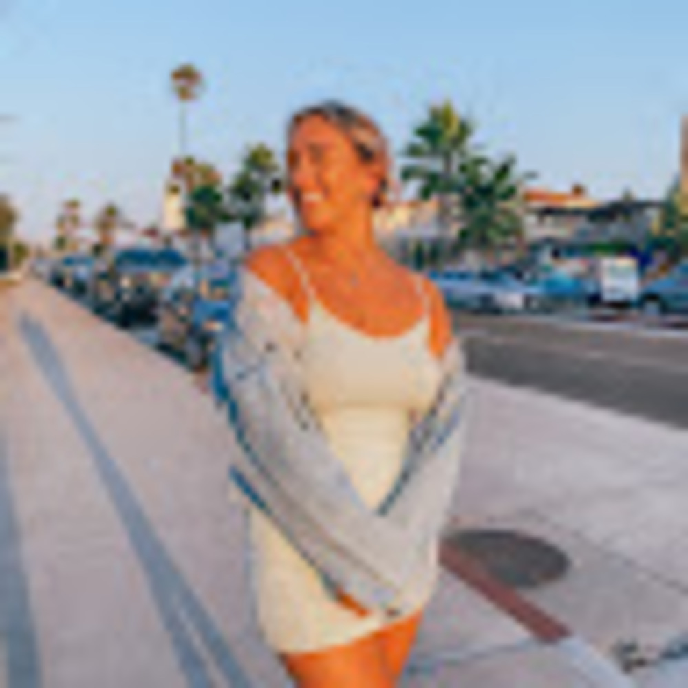 Meet your Posher, Victoria